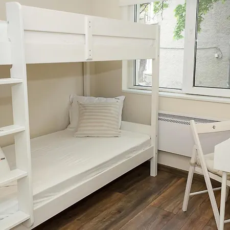 Retreat - Cozy 2bd Flat In A Location By Flat Mаnager アパート ヴァルナ